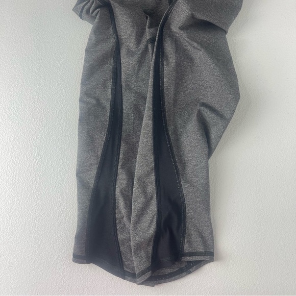 Lululemon Train Times Crop Leggings 17" Inseam Heathered Black 4 - Picture 9 of 12